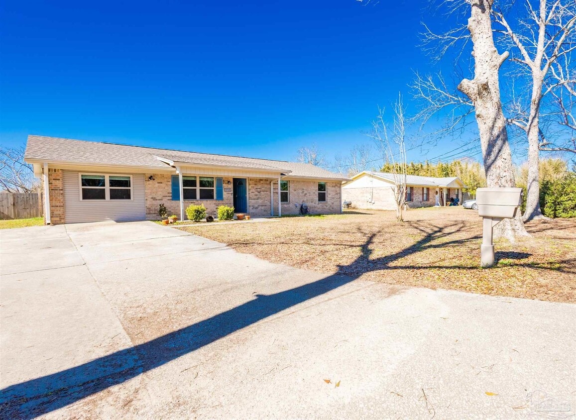 9719 Bridlewood Rd, Pensacola, FL 32526 House Rental in Pensacola, FL