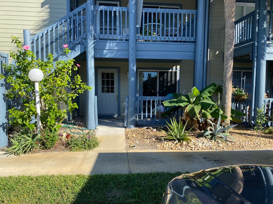 1451 NE 14th Ct Unit 39, Jensen Beach, FL 34957 Condo for Rent in