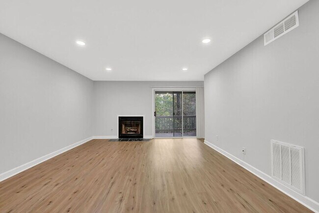 Foto del edificio - 58 Fair Haven Way