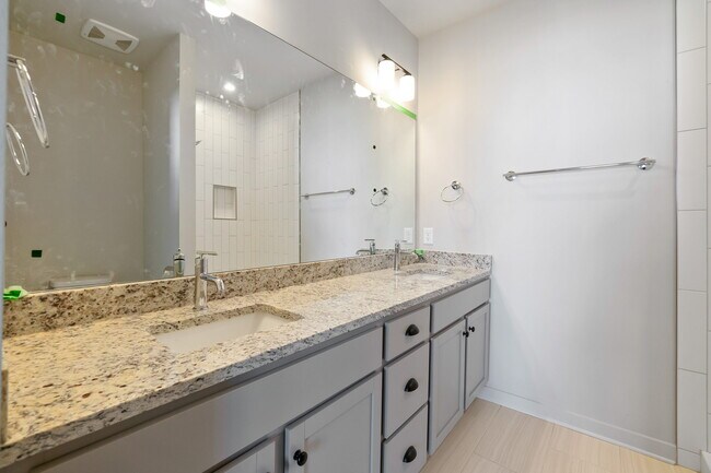 Building Photo - 3311 Walton Ln