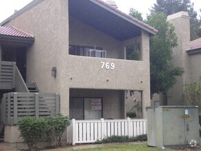 Building Photo - 769 Birchpark Cir