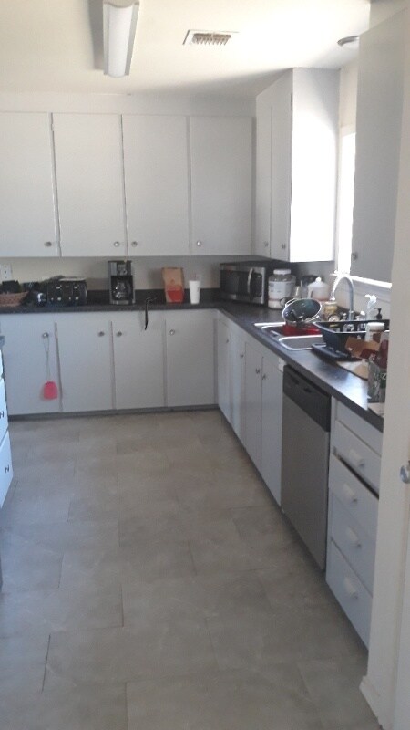 Foto del edificio - 2700 3rd Ave
