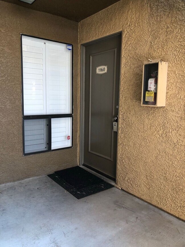 Foto del edificio - Desert Shores|Las Vegas 1 bedroom condo fo...