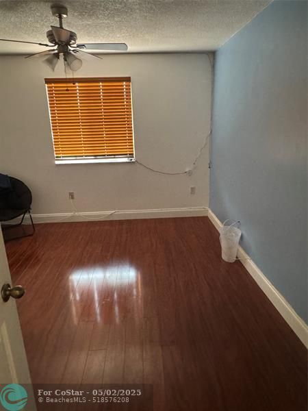 Foto del edificio - 10235 SW 20th St