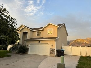 Building Photo - 1226 N 3020 W