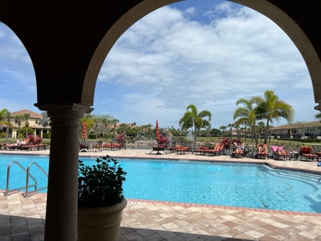 Foto del edificio - Beachside Townhome