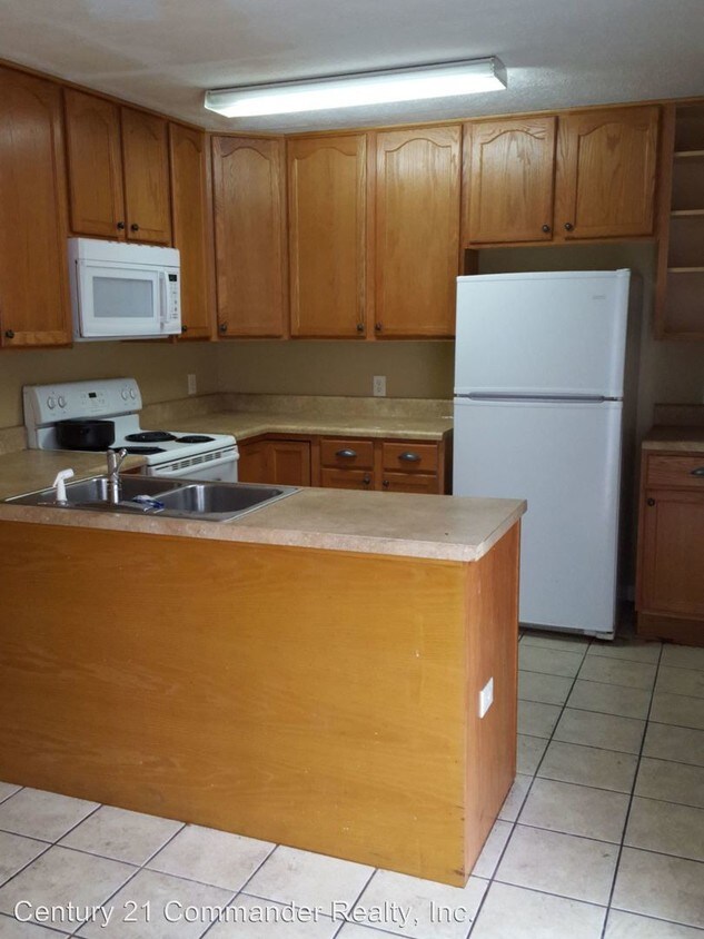 Building Photo - 2 br, 2.5 bath Apartment - 104 Gray Ave