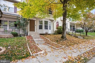 Building Photo - 2009 Heritage Dr