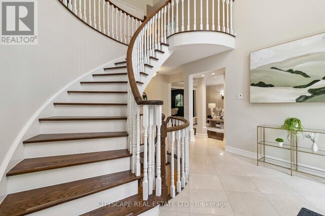 Building Photo - 1836 Friar Tuck Ct