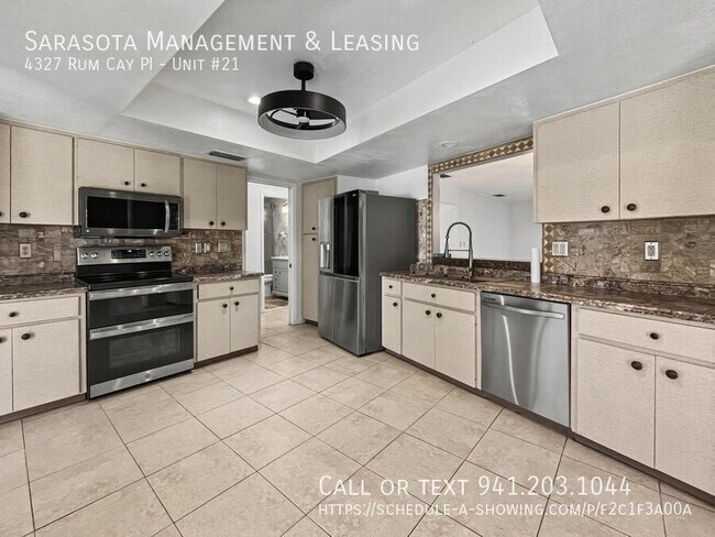 Foto del edificio - 4327 Rum Cay Pl