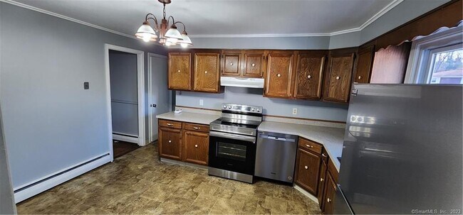 Building Photo - 4 Northbrook Dr