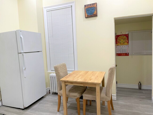 cocina comedor - 14 Tonnele Ave