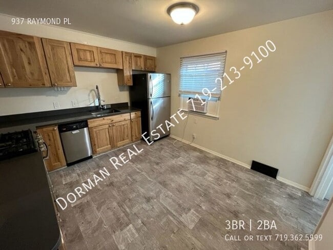 Building Photo - Westside Home close to downtown