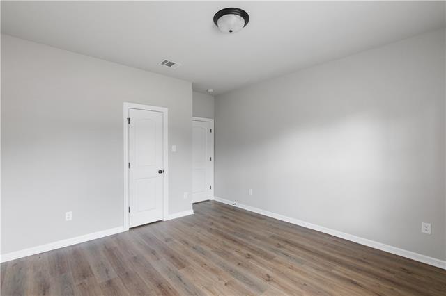 Foto del edificio - 45269 Riverdale Heights Rd