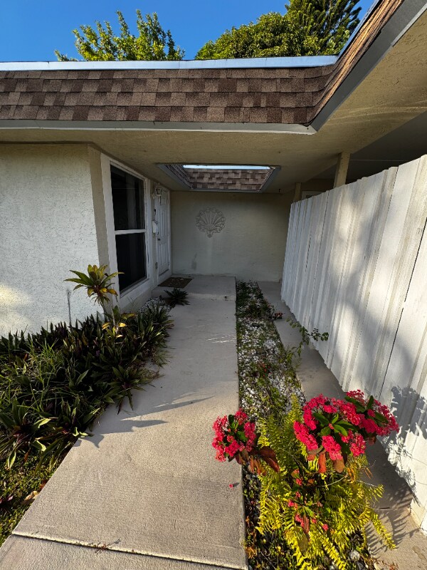 Foto del edificio - 7109 NW 66th St