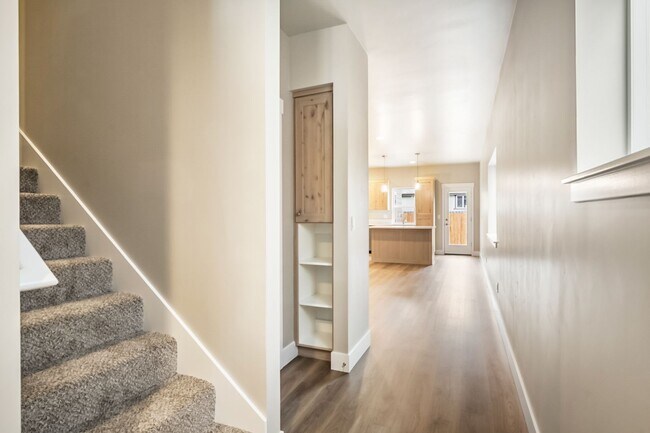 Foto del edificio - 63274 N W Ski Ln