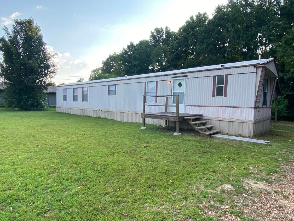 33 White Oak Dr, Natchez, MS 39120 House Rental in Natchez, MS