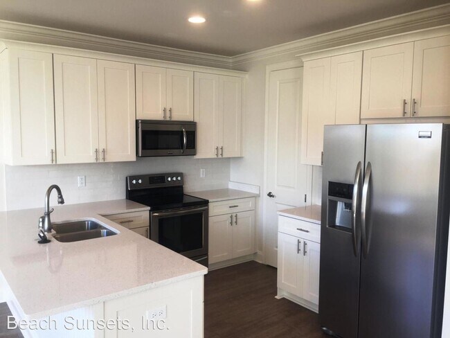 Foto del edificio - 4 br, 3.5 bath House - 64 Chapman Street