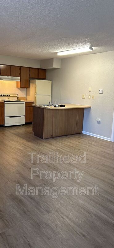 Building Photo - 8704 NW 82nd Ter