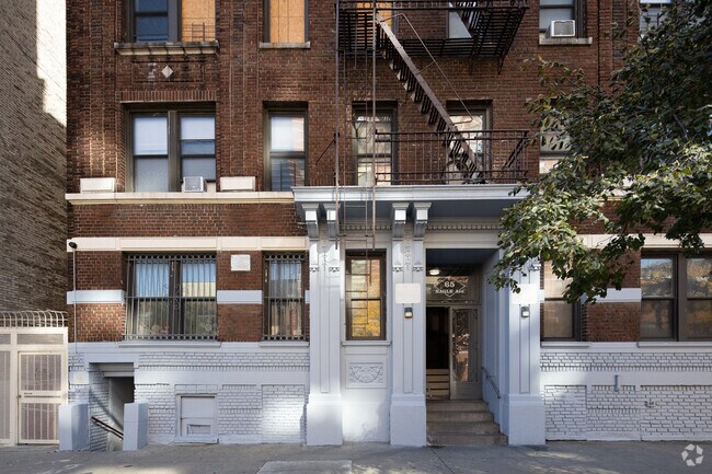 Entrance - 65-67 Nagle Ave