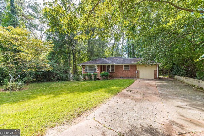 Building Photo - 3405 Lark Ln