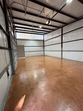 Building Photo - 12518 Mile Dr