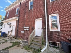 Building Photo - 345 Woodland St