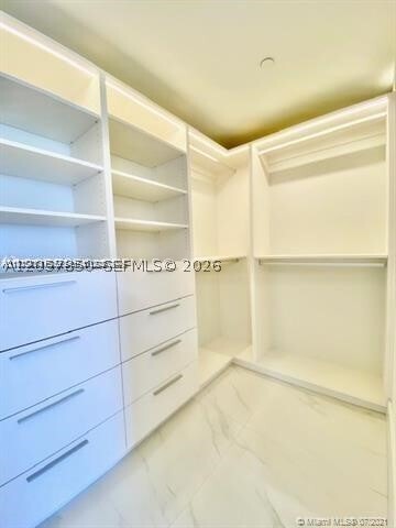 Building Photo - 16385 Biscayne Blvd
