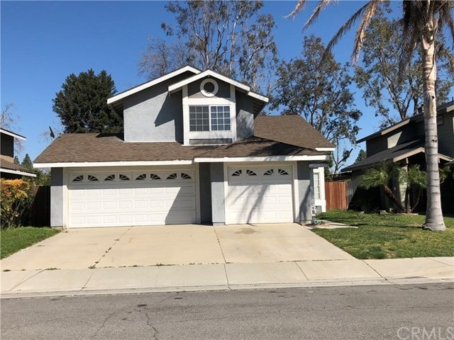 Primary Photo - 2705 Applewood Dr