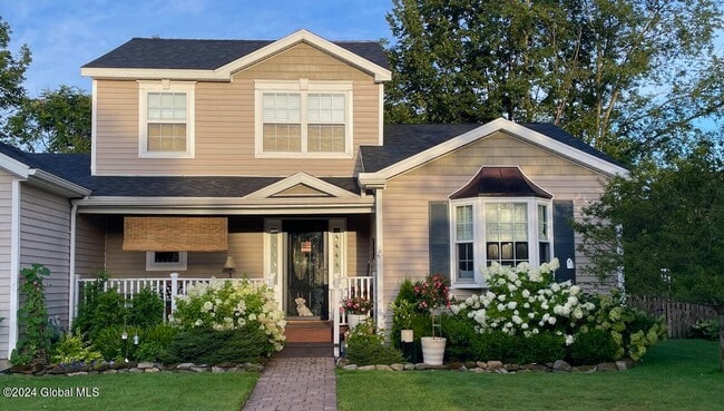 Building Photo - 13 Callagan Dr