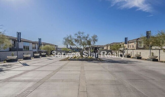 Foto del edificio - 2121 W Sonoran Desert Dr
