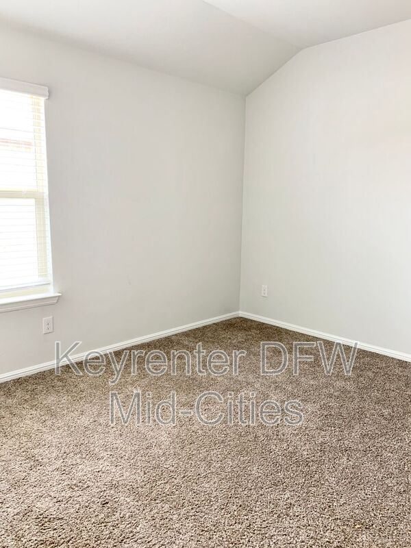 Foto del edificio - 9001 High Stirrup Ln