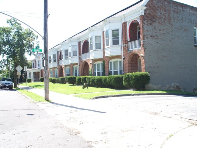 516 - 520 N 10th St - Summit Place