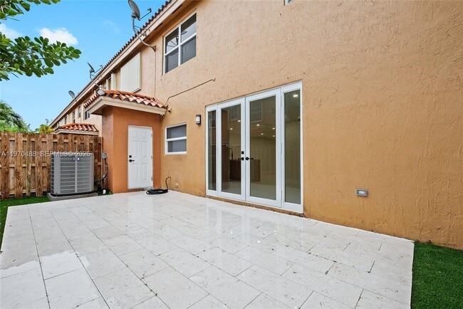 Photo - 8511 NW 141st Terrace House