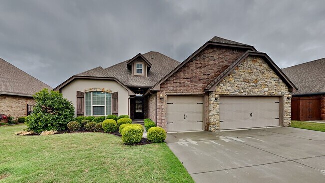 Foto del edificio - 4 Bedroom 2.5 Bath Home in Moore Schools