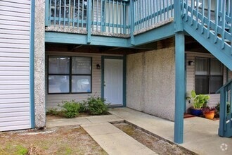 Building Photo - 910-105 Brett Dr