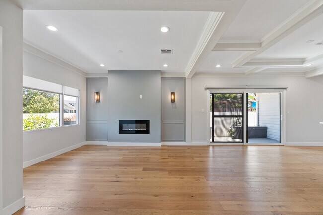 Foto del edificio - 1828 W 47th St