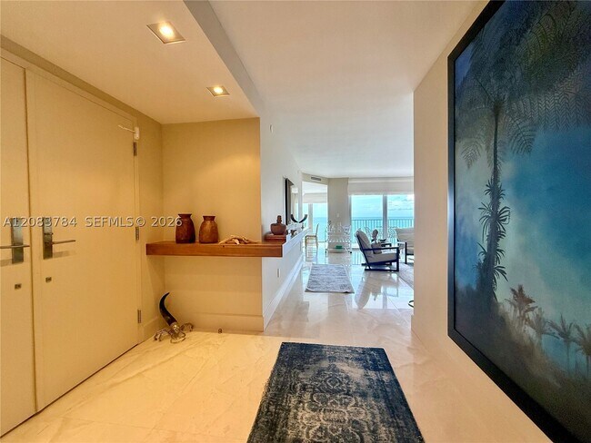 Building Photo - 881 Ocean Dr