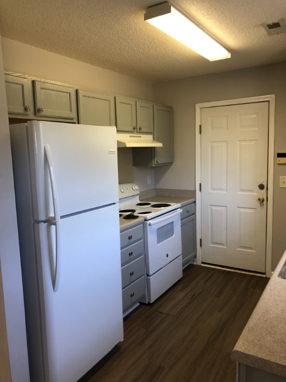 Building Photo - Beautifully Renovated 3-Bedroom Ranch Home