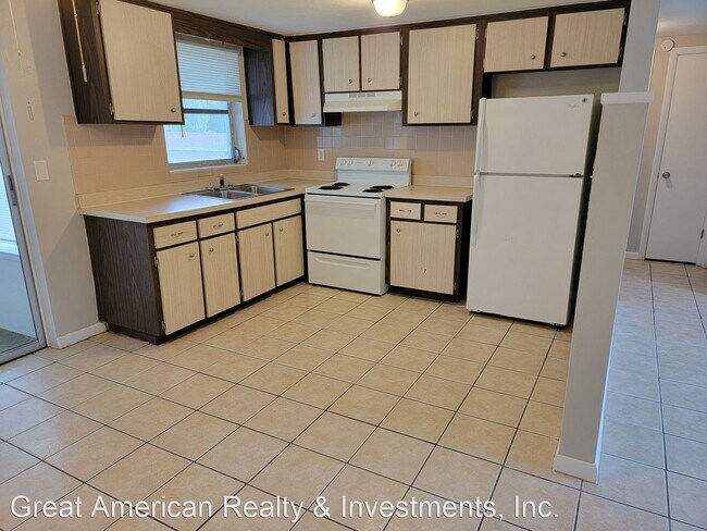 Building Photo - 2 br, 1 bath House - 19 S Jackson St