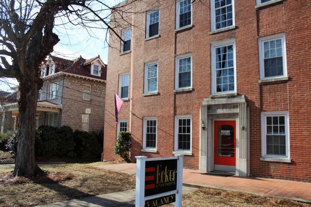 Primary Photo - 1011 N. Main St. Apt. B7