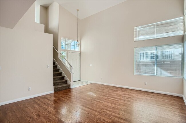 Foto del edificio - Spacious 4 Bedroom Home in Northwest Las V...