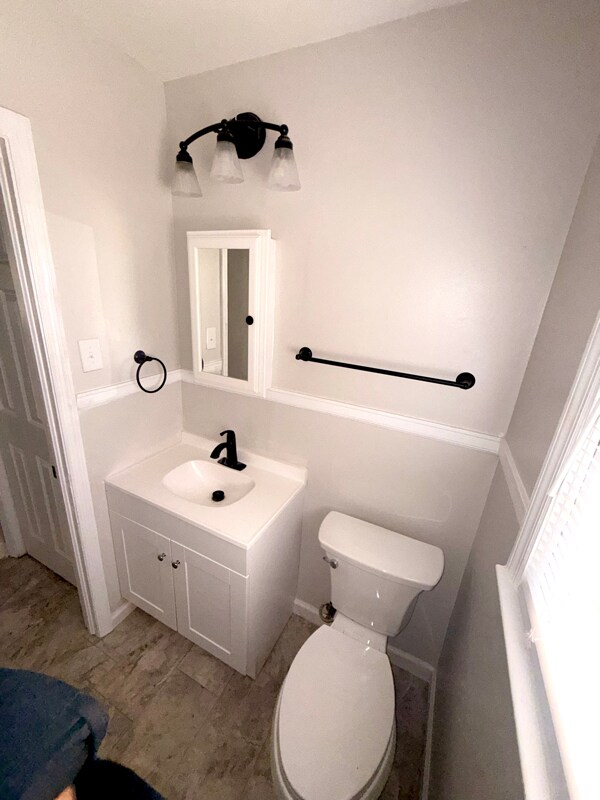 Building Photo - 319 Orchard Ln