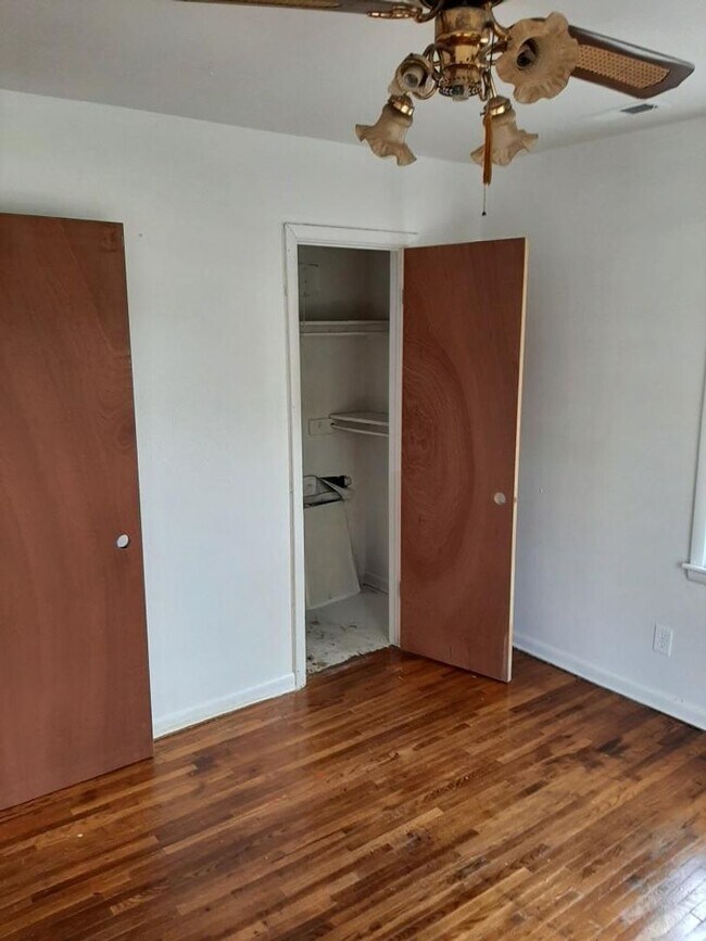 Building Photo - 1 Bed 1 bath