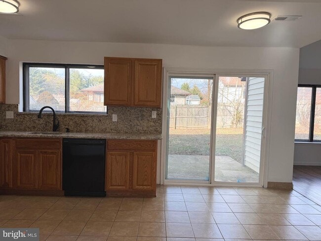 Foto del edificio - 2514 St James Church Rd