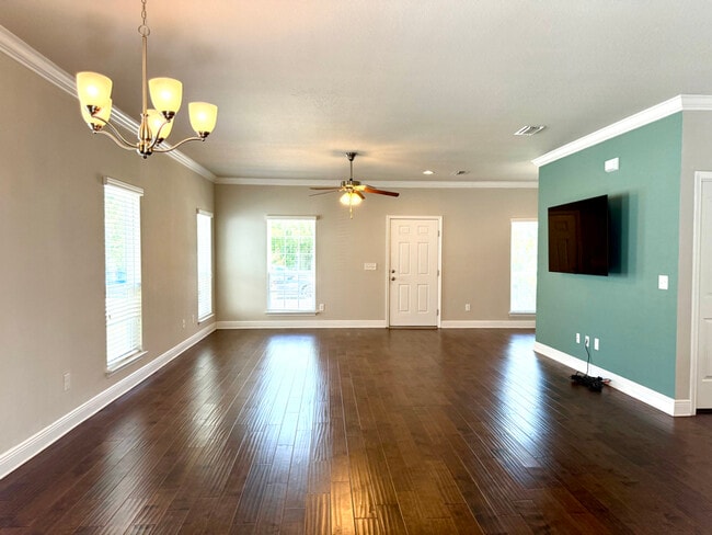 Building Photo - 163 Mosaic Oaks Cir