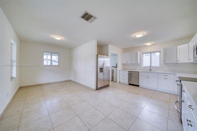 Foto del edificio - 9557 SW 40th Ter