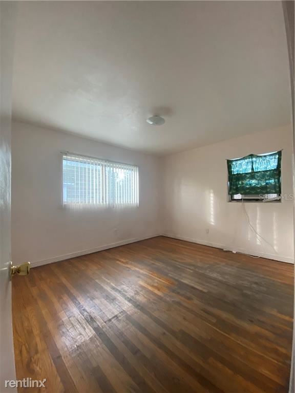 Building Photo - 2 br, 1 bath House - 2901 Primrose Ct