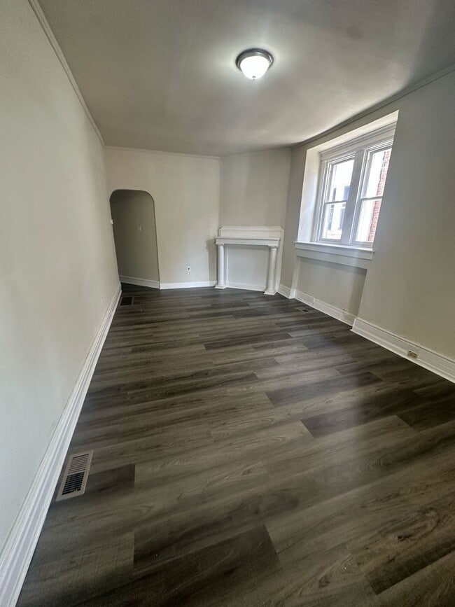 Building Photo - BRAND NEW 2 BEDROOM 1 BATH FIRST FLOOR APARTMENT