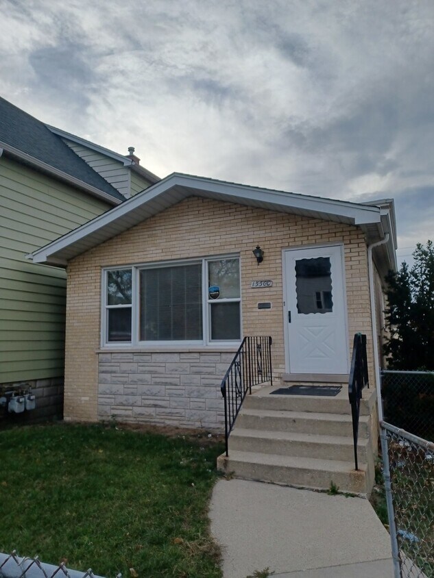 Foto principal - 13300 S Burley Ave
